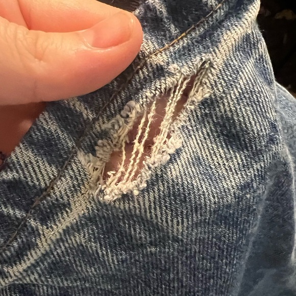 Vintage Levis Mom Jeans Medium Blue Wash White Label Tag 28x31 - Picture 8 of 8